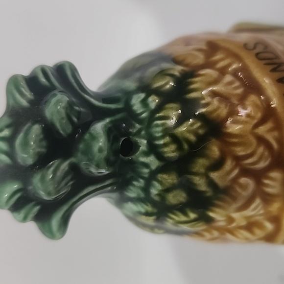 Vintage Ceramic Pineapple Salt and Pepper Shakers, Set of 2 - Picture 5 of 5